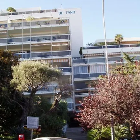 Beautiful With A Nice View On The * Antibes